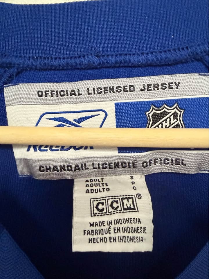 Canuck Jersey - photo 2