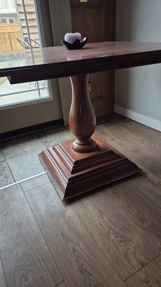Dining table - photo 2
