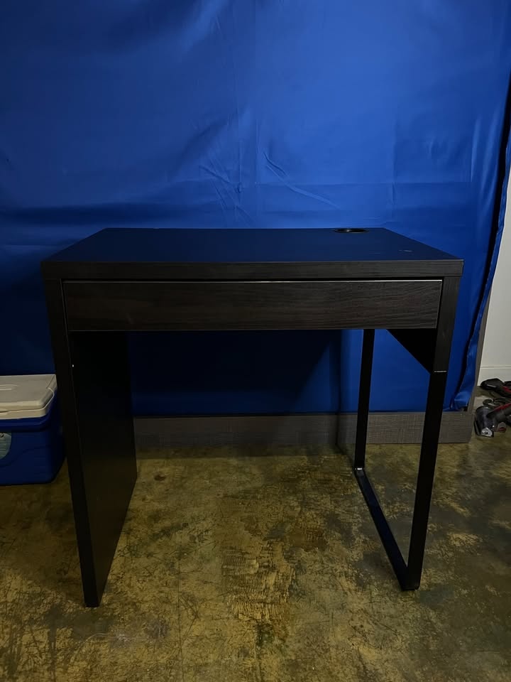 Small IKEA MICKE Office Desk (Black-Brown) - photo 4
