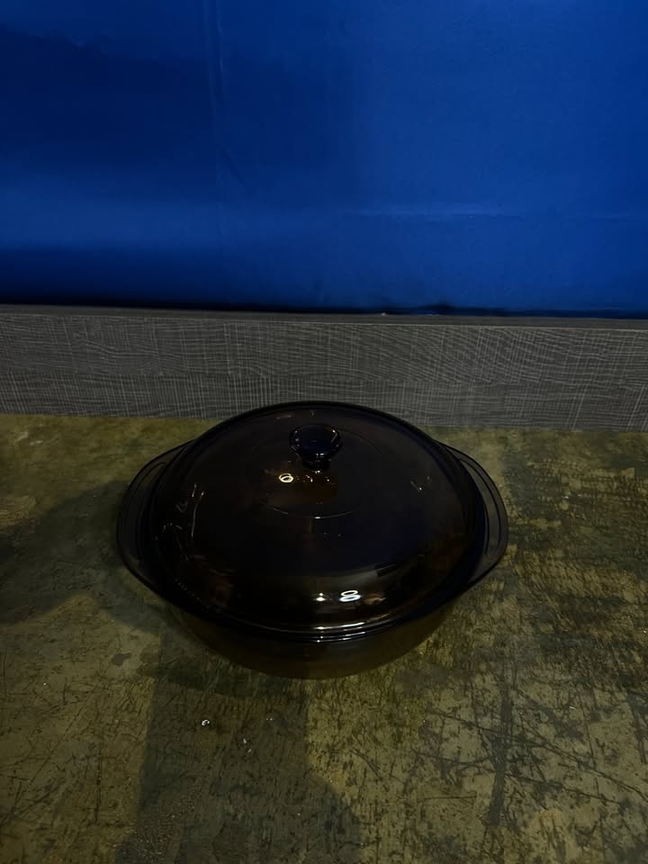 Pyrex Amber Glass Casserole Dish with Lid (2.5L) - photo 2