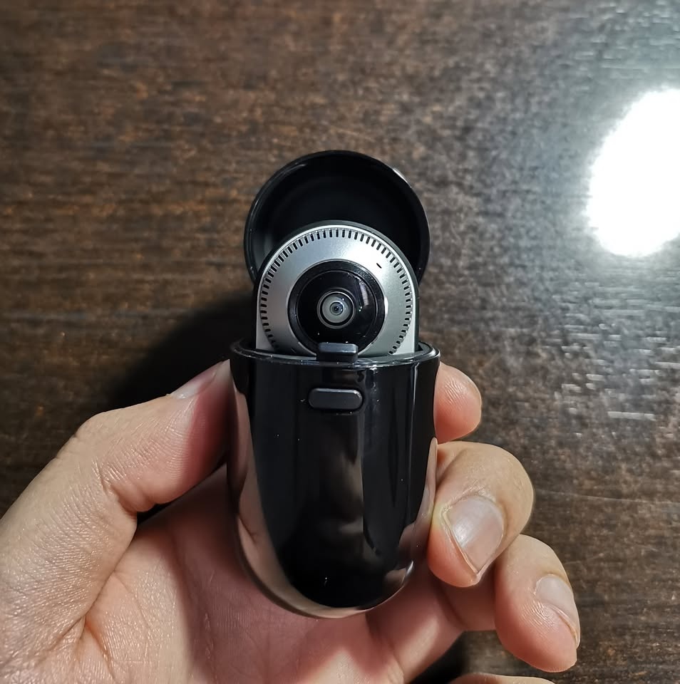 Essential 360 Camera for Essential Phone PH-1 + Hard Case - photo 2