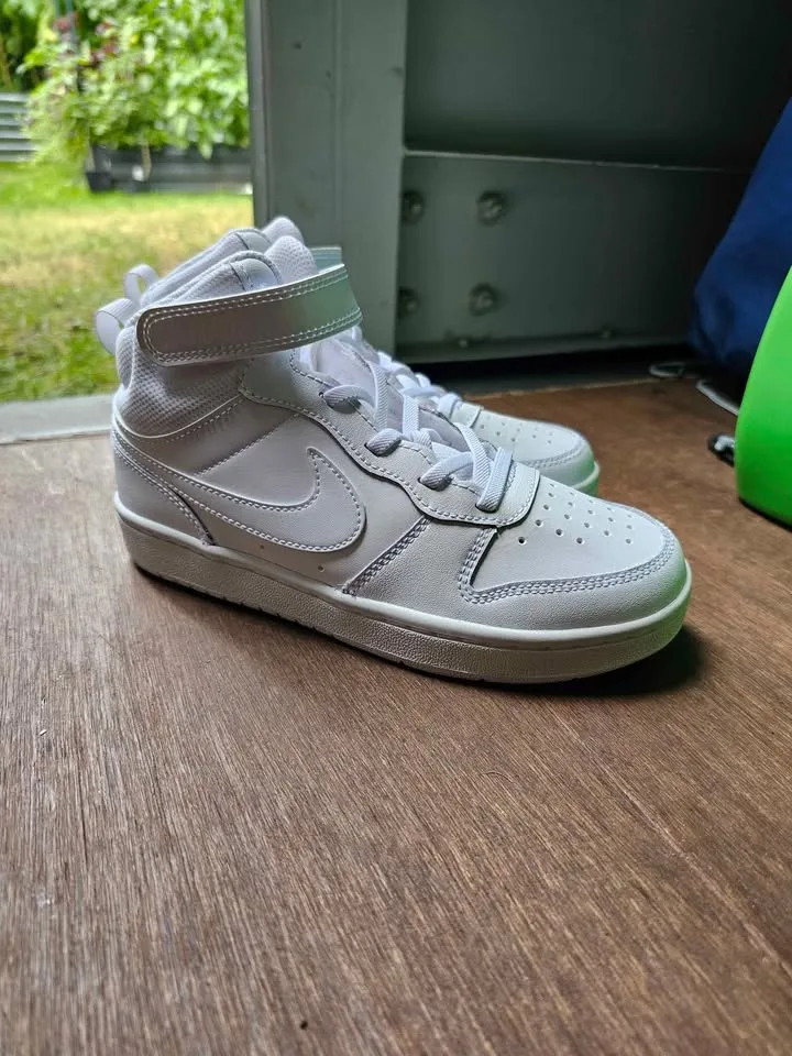 NIKE COURT BOROUGH MID 2 Junior image indicator(2)