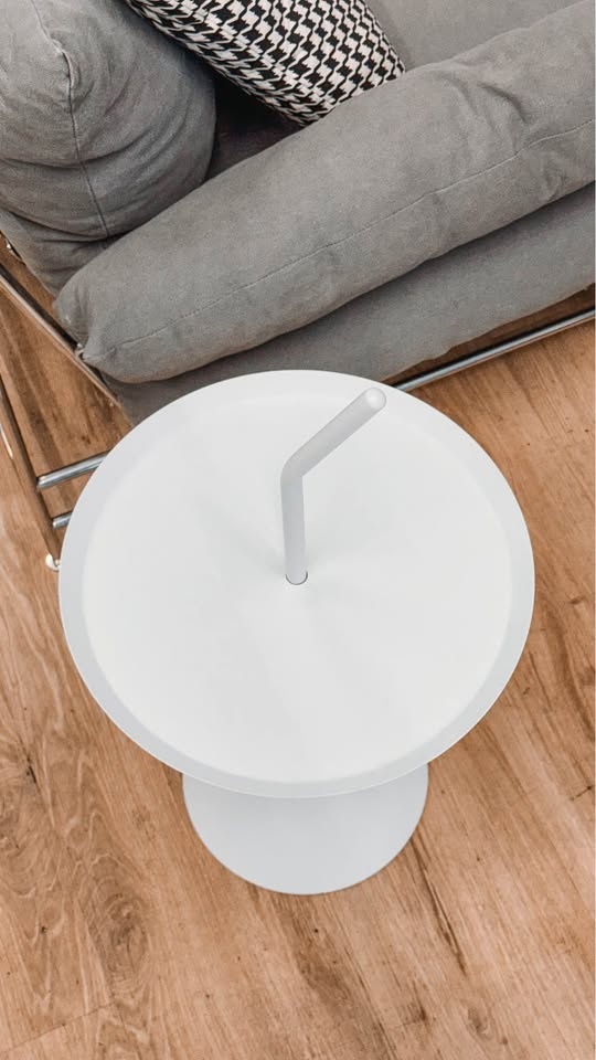 Minimalist Modern Metal White Side Table - photo 3