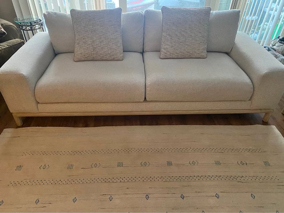 Bernhardt Quality Cream Sofa (Retails $2500)