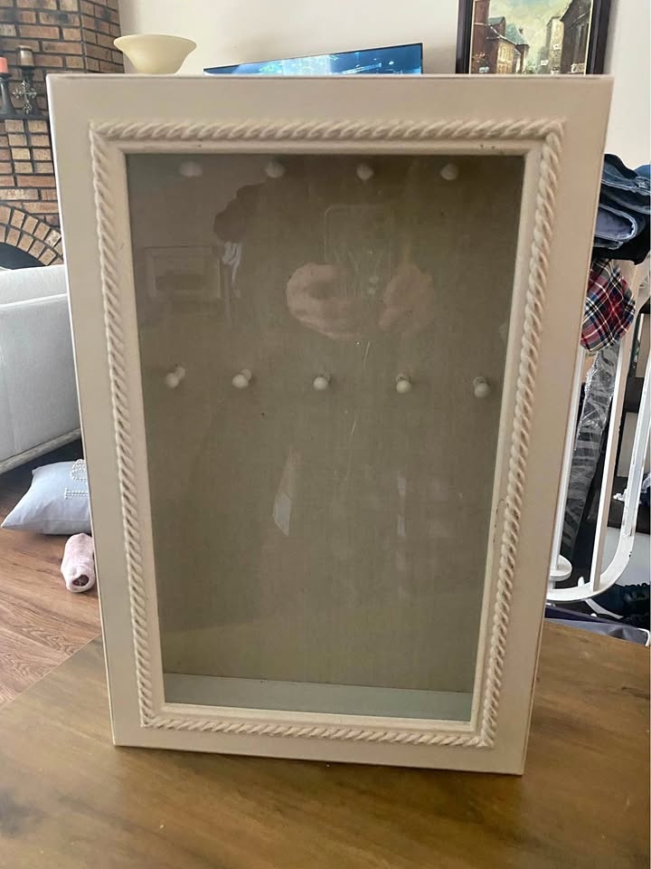 Hanging Jewelry Box