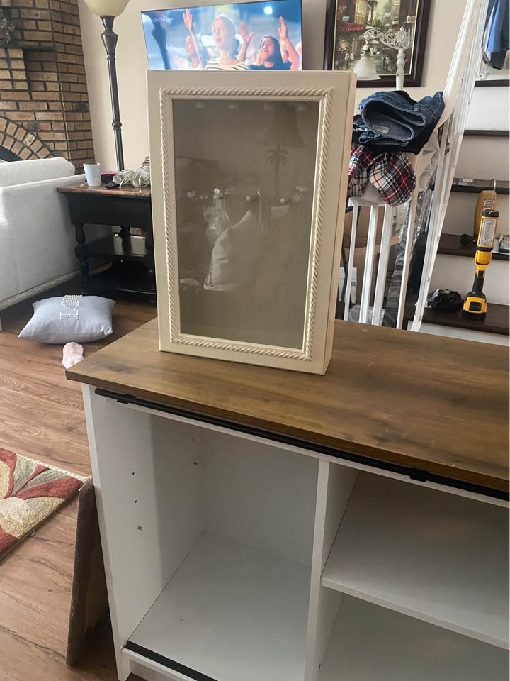Hanging Jewelry Box - photo 2