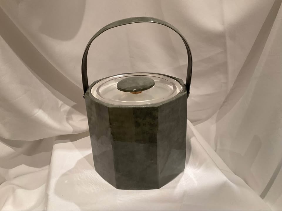 Ice Bucket Vintage Hexagon Shape Signed At Bottom “ George Briar - photo 3