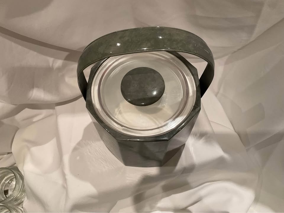 Ice Bucket Vintage Hexagon Shape Signed At Bottom “ George Briar - photo 4