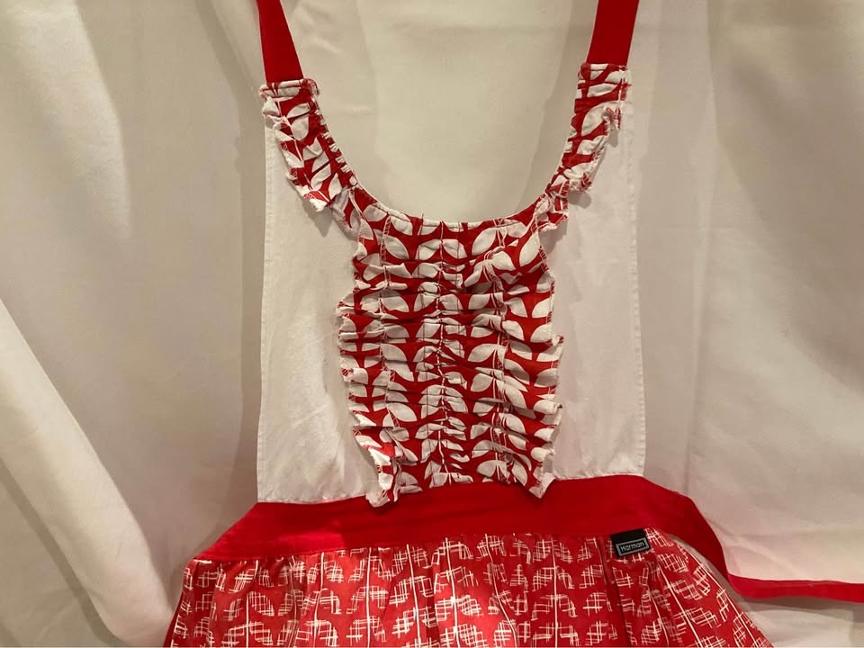Apron Vintage Full Apron Red Ruffles - photo 4