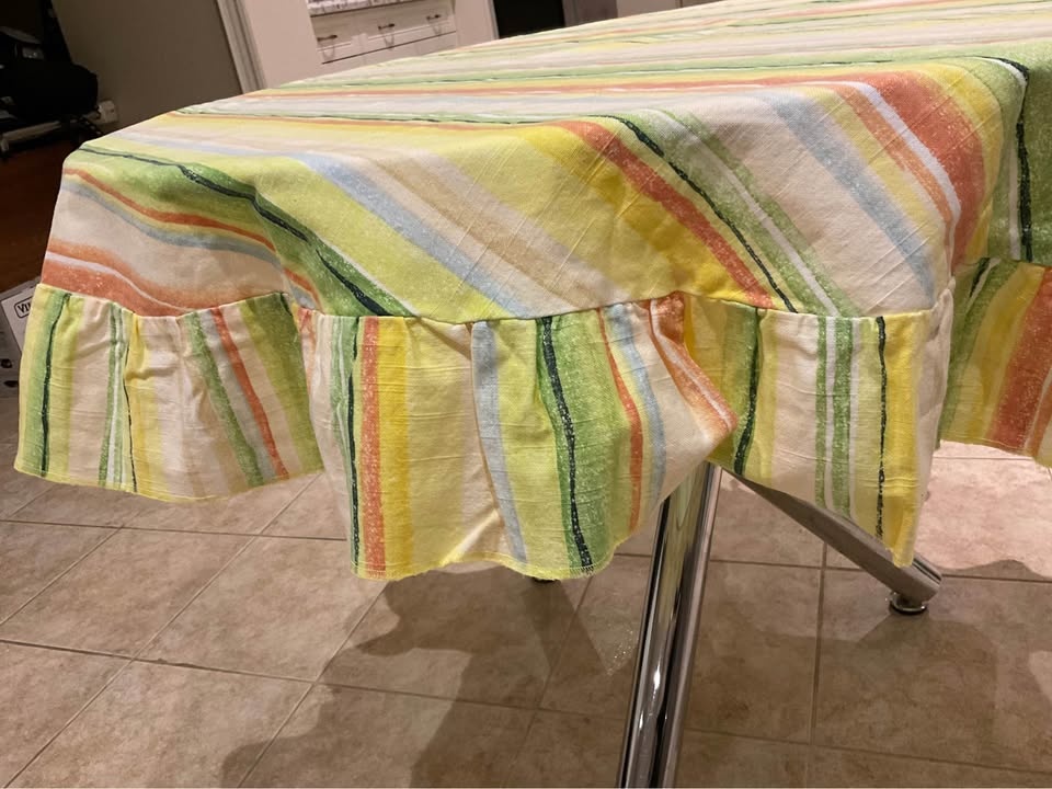 Tablecloth Round Ruffle Cotton Vintage - photo 3