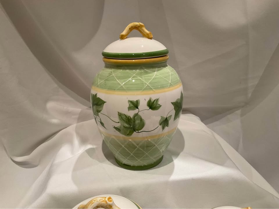 Waverly China Kitchen Canisters - Gazebo Pattern - photo 3