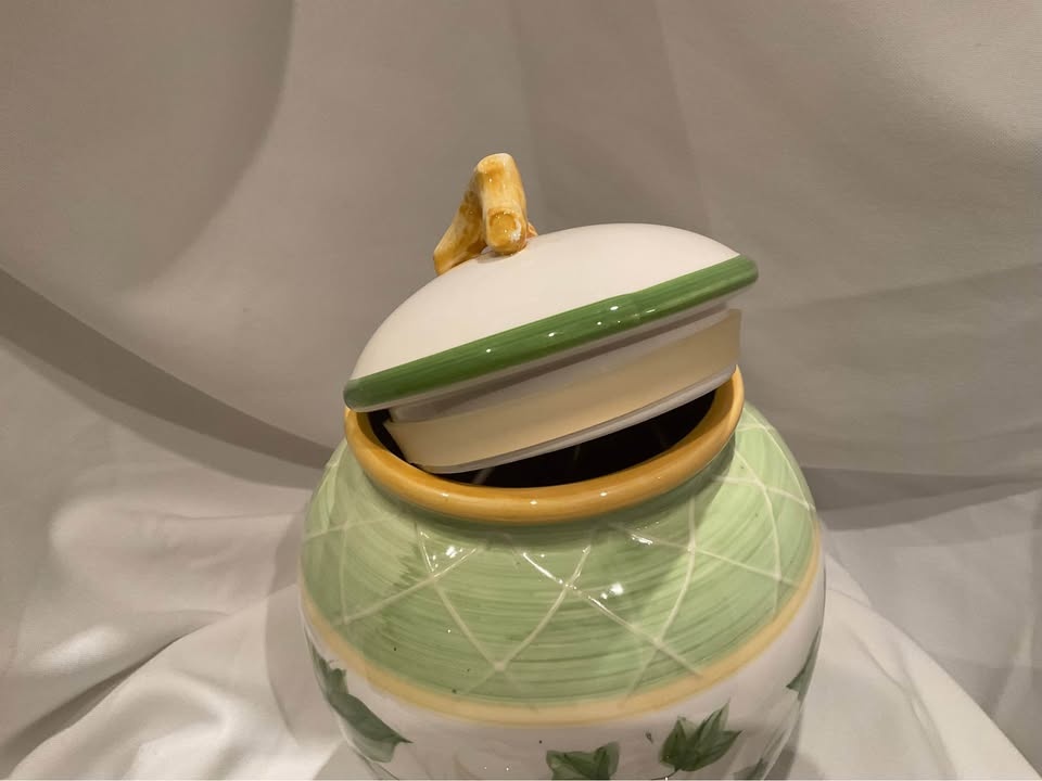 Waverly China Kitchen Canisters - Gazebo Pattern - photo 4