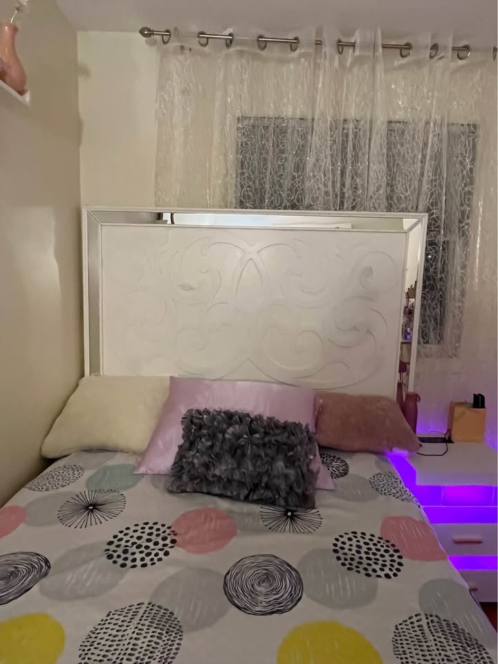 Queen Size Headboard – Tepperman’s - photo 2