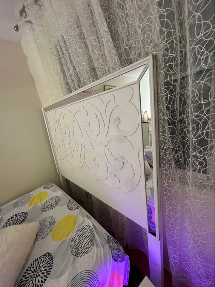 Queen Size Headboard – Tepperman’s - photo 5