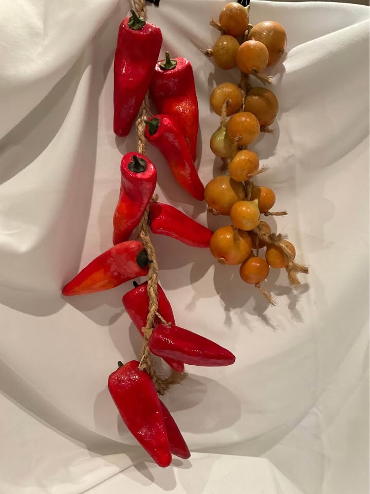 Vintage Kitchen Home Decor Red Peppers & Onions - photo 2