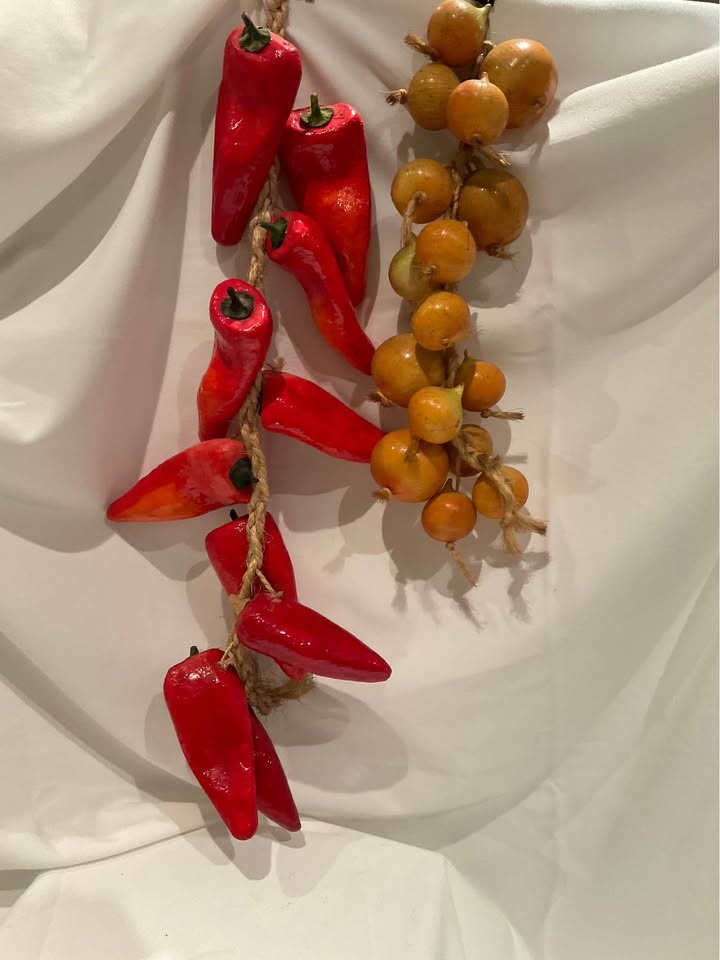 Vintage Kitchen Home Decor Red Peppers & Onions - photo 3