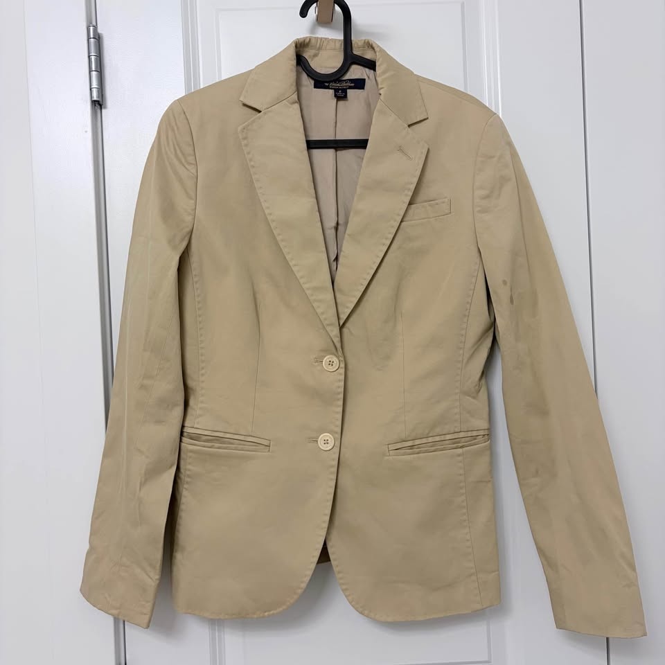 Brooks Brothers Women Beige Two button blazer Size 2 (y2k) - photo 2