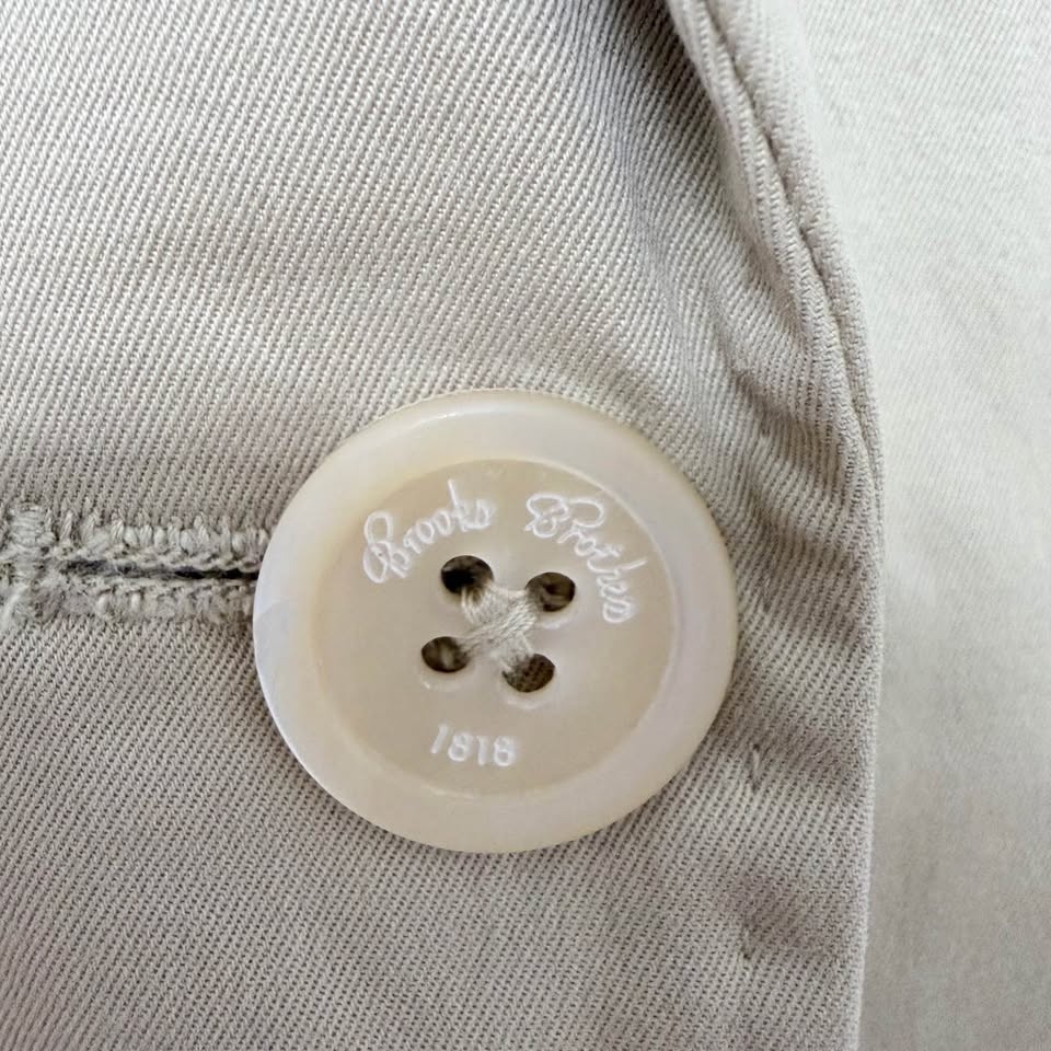 Brooks Brothers Women Beige Two button blazer Size 2 (y2k) - photo 5