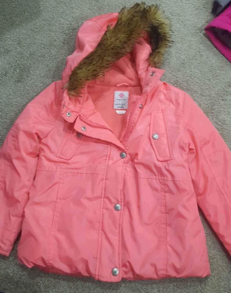 Girls winter Jacket - photo 3