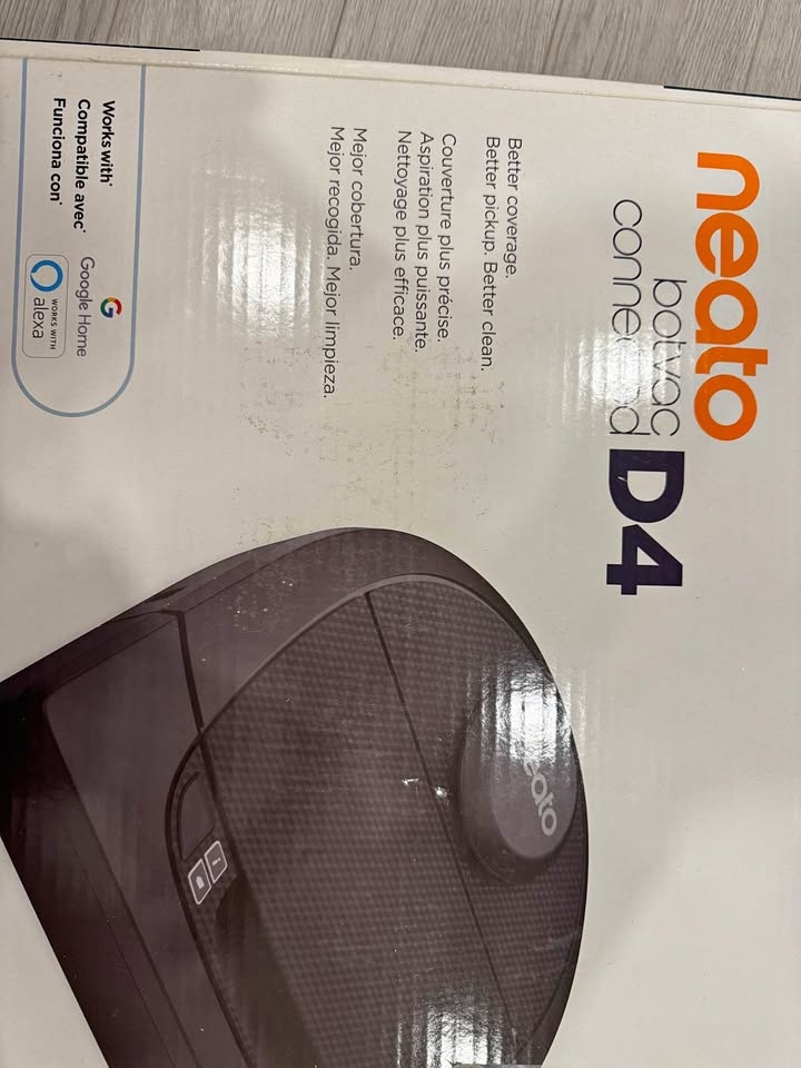Neato Botvac Connected D4 Robot Vacuum (Wi-Fi)