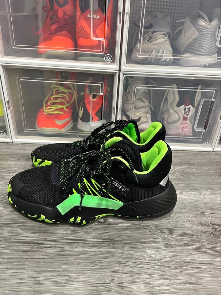 Adidas D.O.N Issue 1 “Stealth Spider Man”