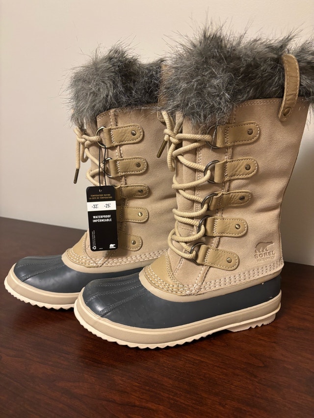 NEW Sorel Joan of Arctic Boots - 7.5