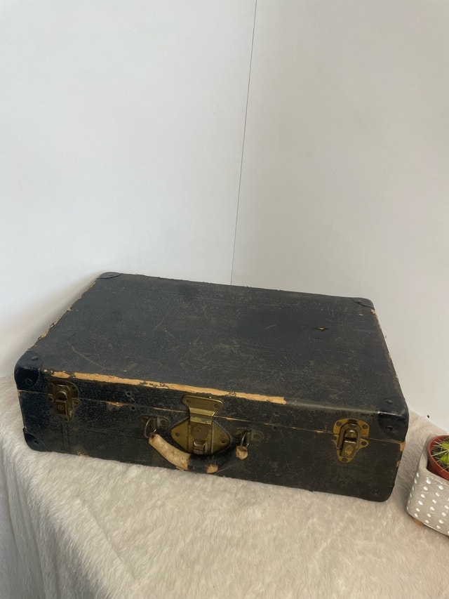 Antique 1940’s Vulcanized Fiber Carrying Case
