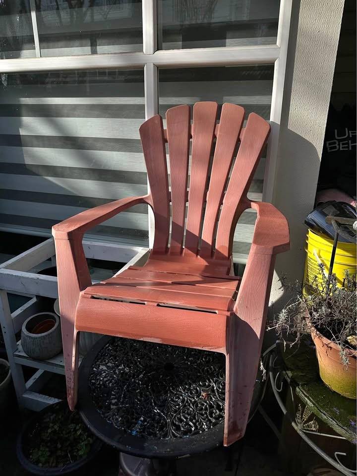 Adirondack Red Resin Lounge Chair