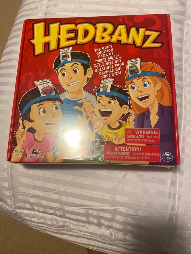 Hedbanz game