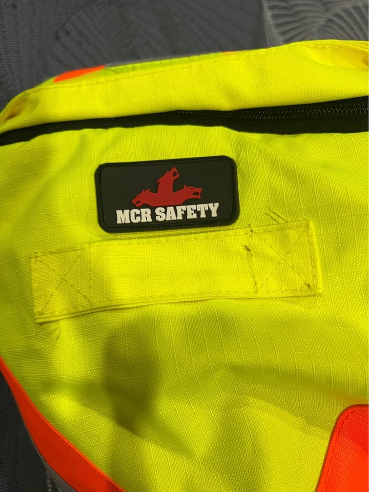 MCR Safety Winter Jacket – Size L – Gently Used - photo 3