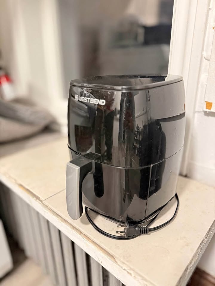 Westbend Air Fryer