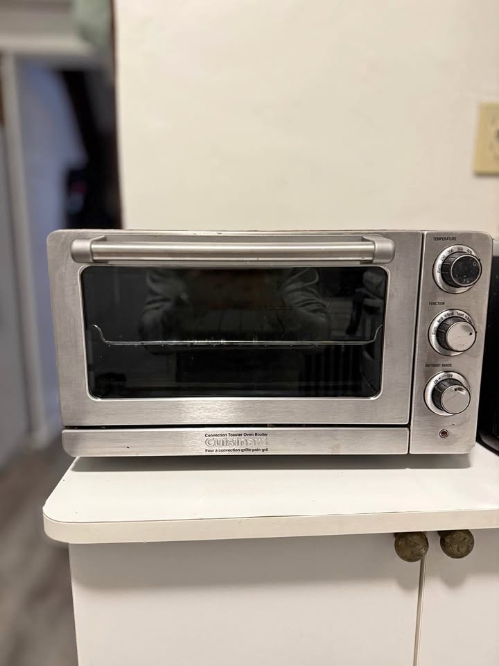 Black Toaster Oven