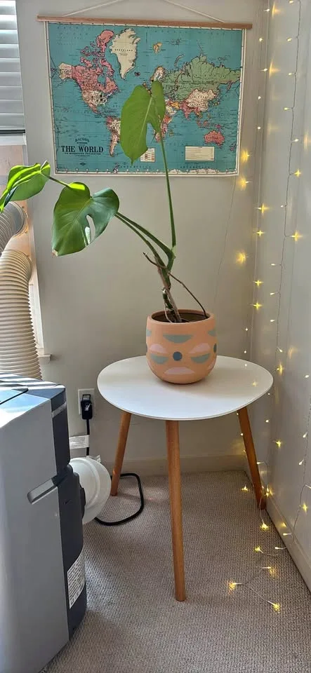 Mid Century Modern Side Table thumbnail