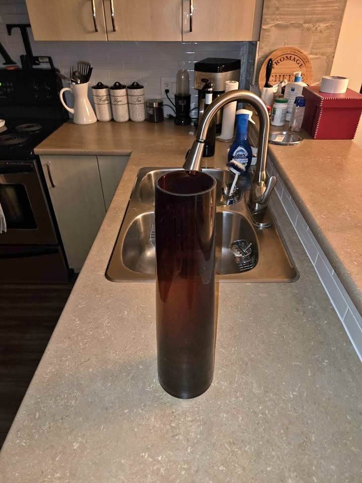 Glass vase 12 to 14 in.