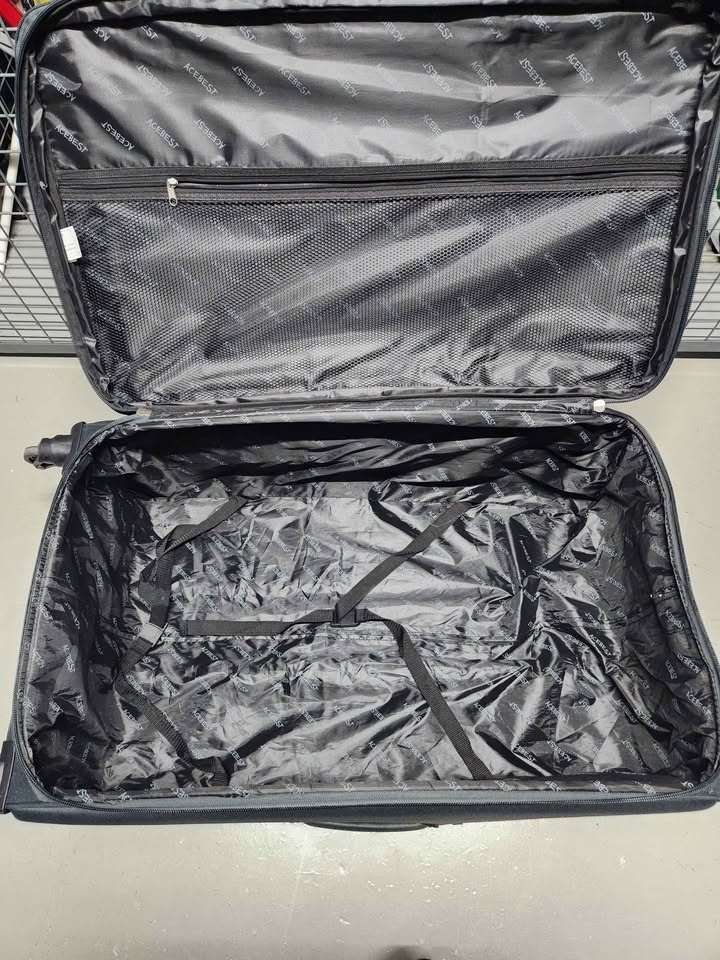 BLACK/GREEN 4 WHEEL CHECKED IN BAG, SUITCASE, LUGGAGE 🏆 - photo 4