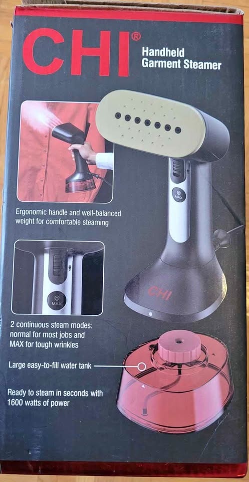 Maoe offer!.Chi Handheld Garment Steamer. BNIB 🏆