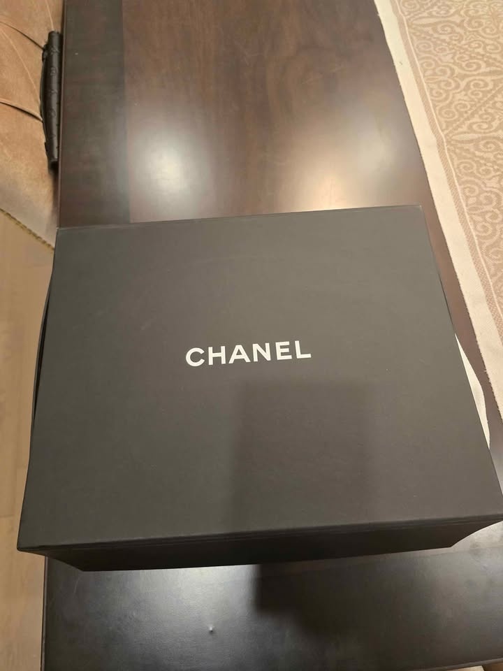 Chanel Purse - photo 5