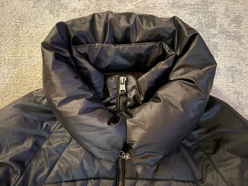 Plaza Italia Women’s Black Puffer Jacket - photo 2