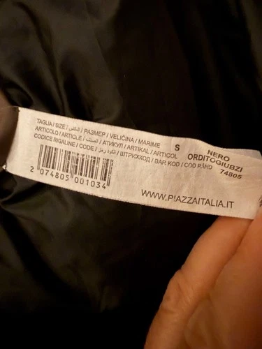 Plaza Italia Women’s Black Puffer Jacket - photo 4