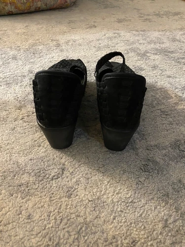Women's Black Steve Madden Wedged Sandals - photo 2