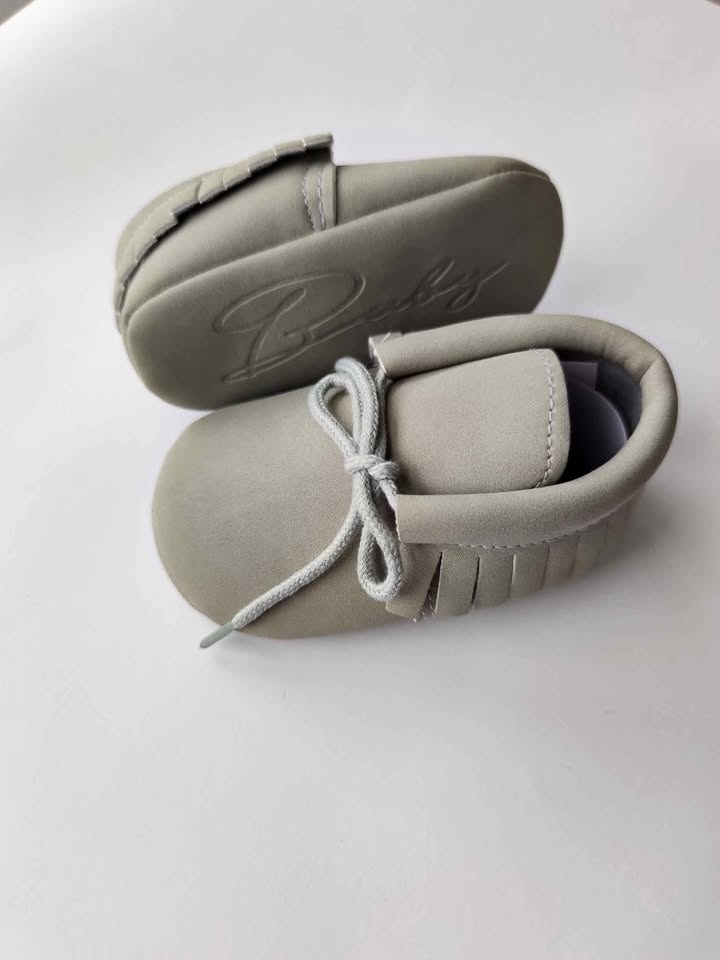 Brand new infant baby shoes 6-12 months