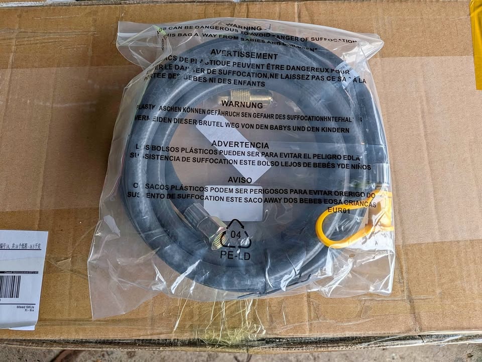 12 ft Quick Connect Propane Hose w/ 90 Degree Adapter