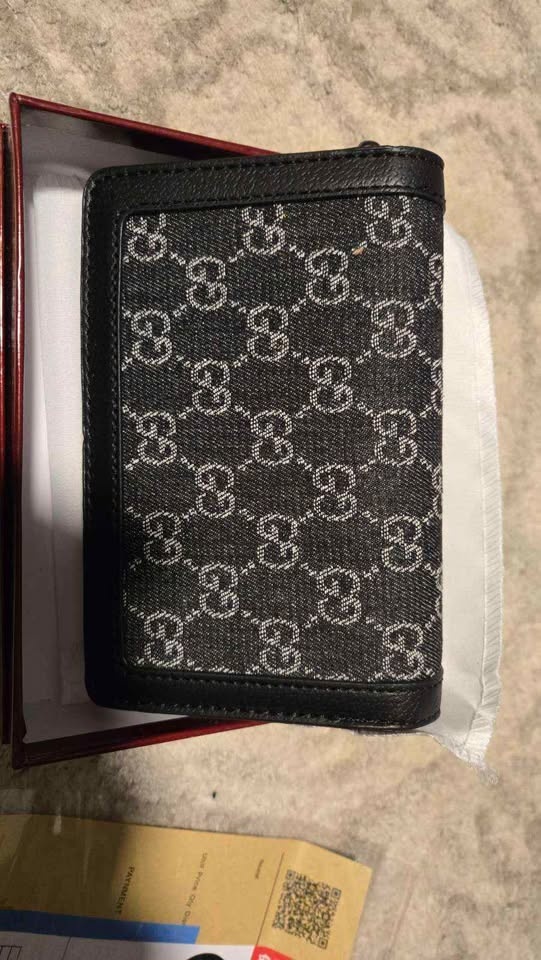 Brand new Gucci side bag ($80) - photo 3