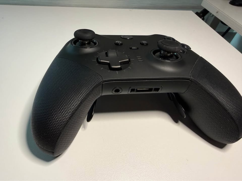 Xbox Elite Series 2 Controller – TMR Joystick Upgrade - photo 2