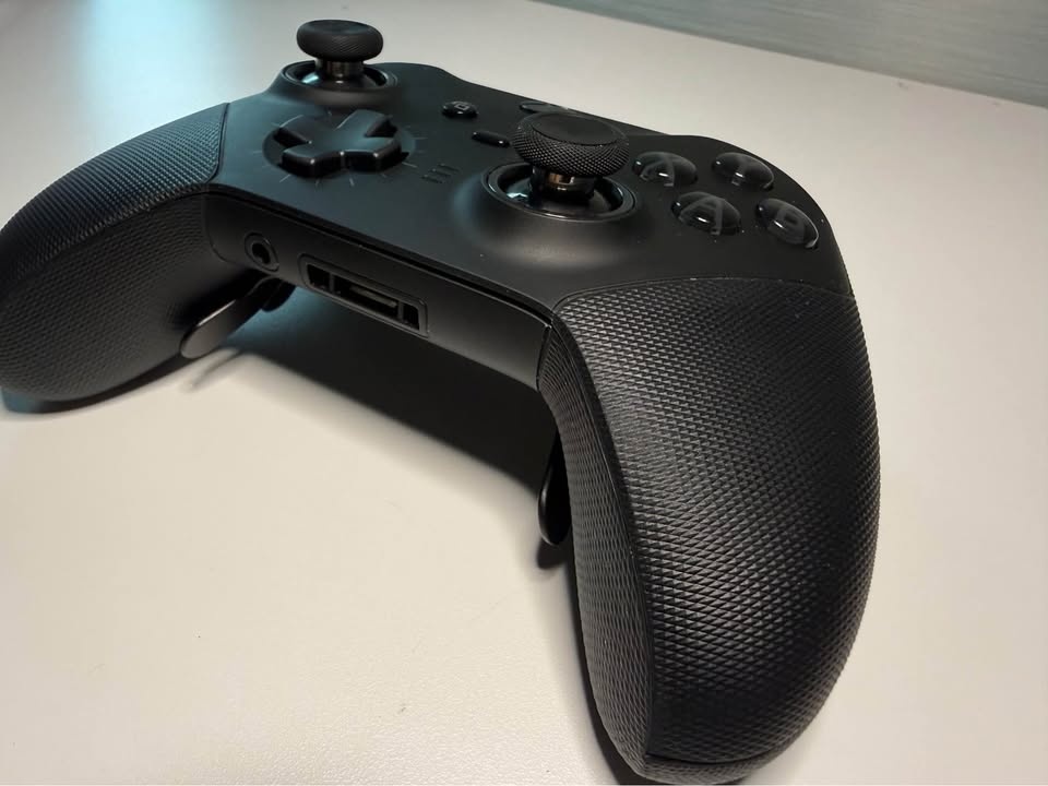 Xbox Elite Series 2 Controller – TMR Joystick Upgrade - photo 3