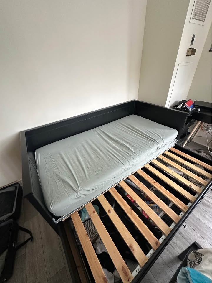 IKEA Hemnes Daybed with Drawers and Mattresses - photo 2