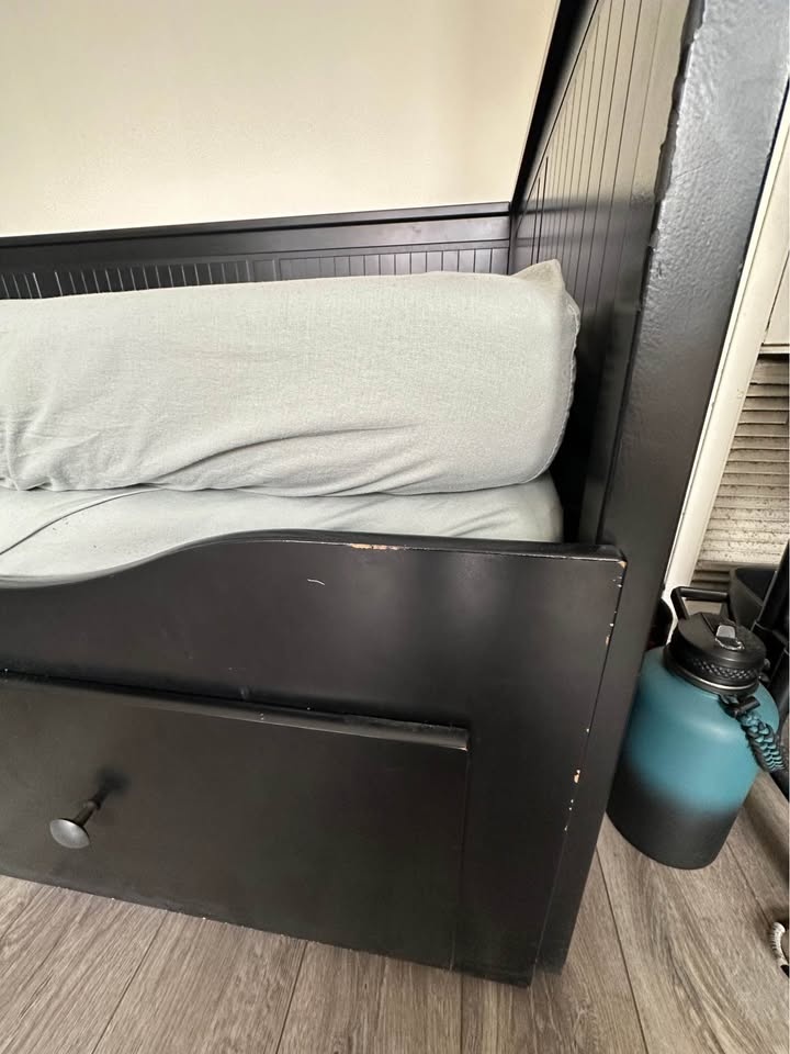 IKEA Hemnes Daybed with Drawers and Mattresses - photo 5