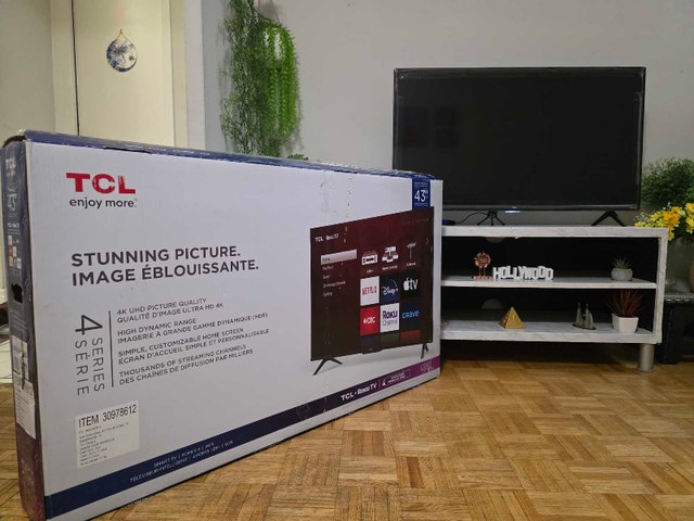TCL 43" 4K UHD Roku Smart TV - Like New - photo 4