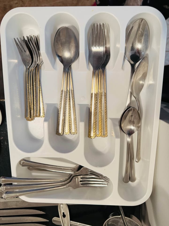 Kitchen Bundle: Glasses, Serving Plates, Cutlery, Bowls - photo 2