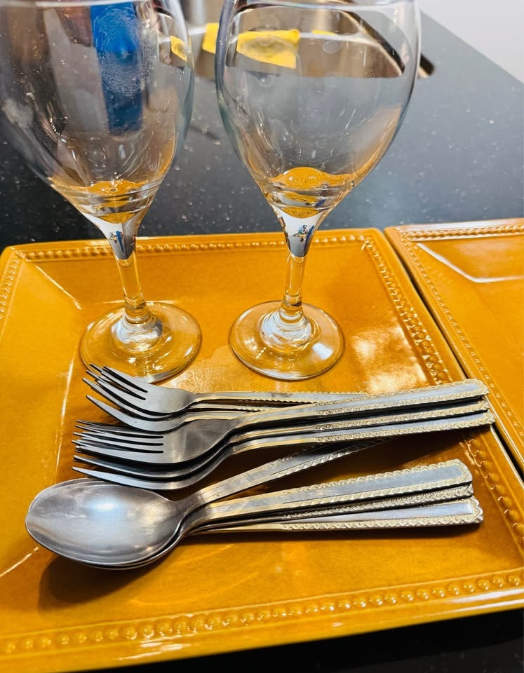 Kitchen Bundle: Glasses, Serving Plates, Cutlery, Bowls - photo 3